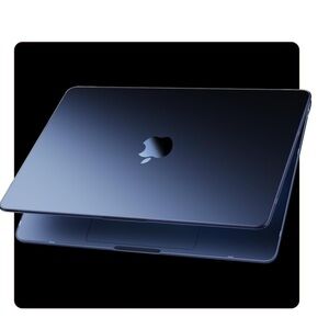 MacBook Air 13.6” Case in Midnight Clear